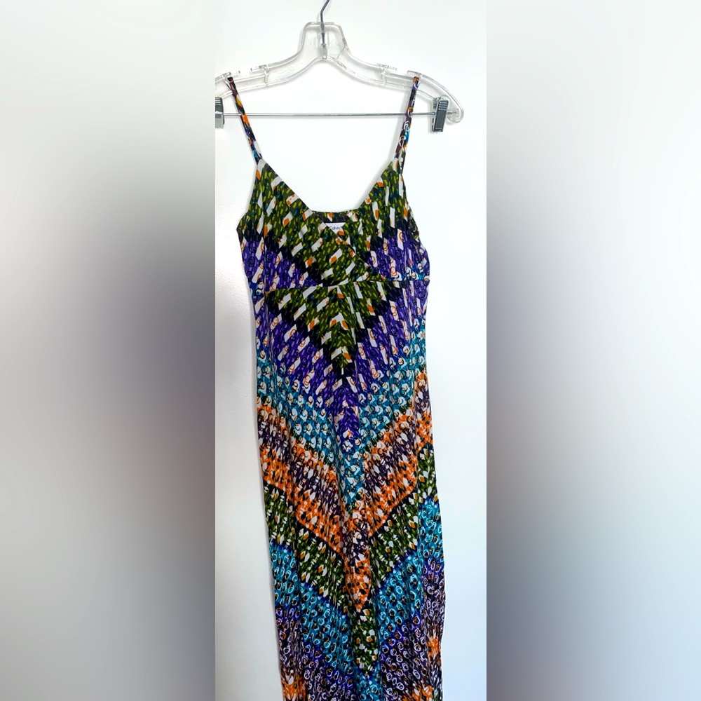 Calvin Klein super soft printed jersey dress with adjustable straps. Size 4 $40